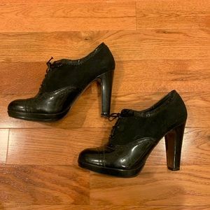 Tahari oxford heel. Size 6.5